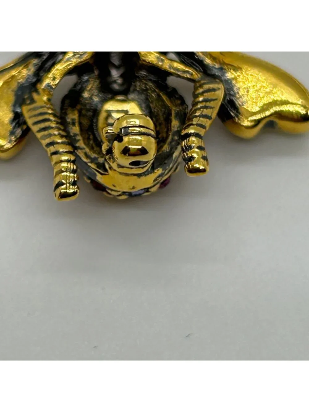 Joan Rivers Signed Bee Brooch Jewel Tone Rhinestone Vintage Gold Tone Insect Pin